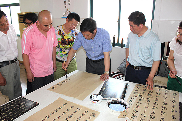 中國人民大學、北京師范大學王學嶺書法工作室在安邦集團面授會(圖2)